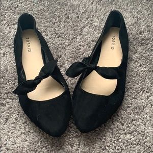 Torrid 8W black suede ballet flats